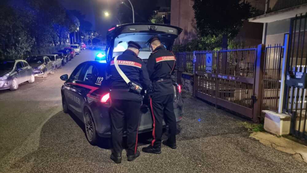 Controlli Serrati Dei Carabinieri Nella Periferia Di Roma Identificate