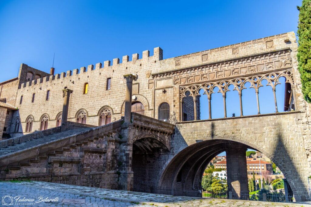 palazzo papale 1