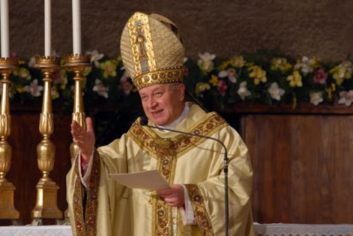 Il 13 maggio è stato il compleanno del nostro amato vescovo di Viterbo,  mons.Lino Fumagalli