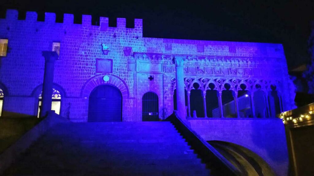 palazzo papale blu