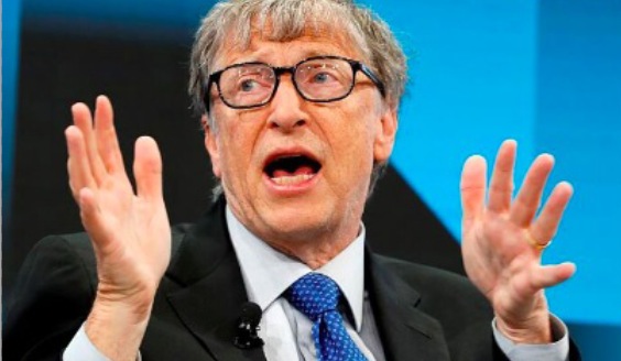 Folla tenta di linciare Bill Gates, salvato dal tempestivo intervento delle forze dell’ordine