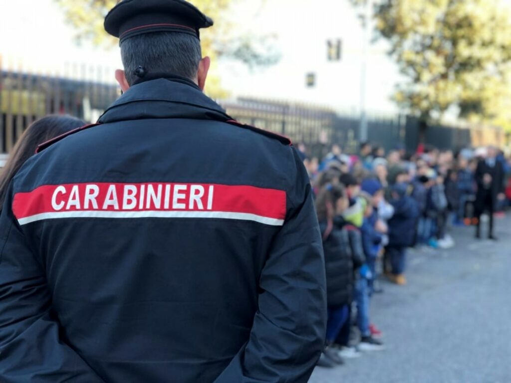 carabinieri ScaleWidthWzE0MDBd