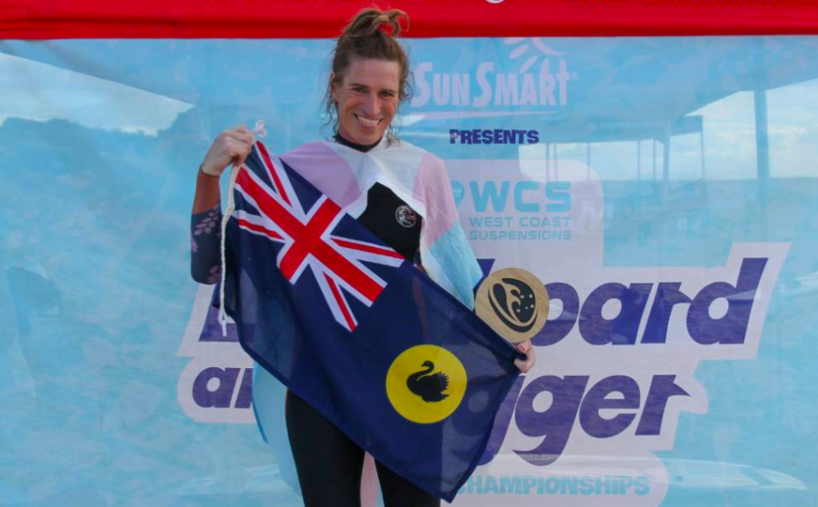 Sasha Jane Lowerson, 43enne surfista australiano, alla nascita Ryan Egan.