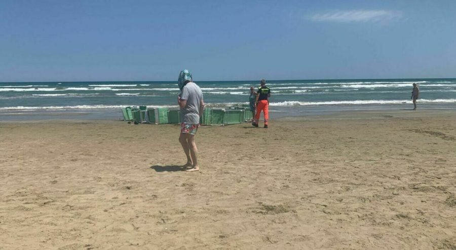 Venezia, si accascia in spiaggia: Graziella muore davanti ai bagnanti sotto choc