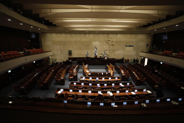 Israele verso il voto, il governo scioglie la Knesset