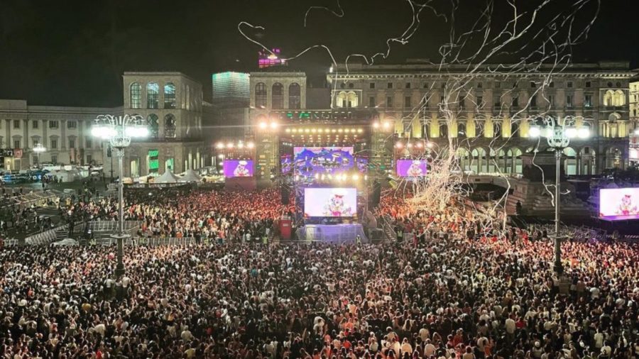 A piazza Duomo in 20mila per il concerto LoveMi: malori per 190 persone e un indagato per atti osceni