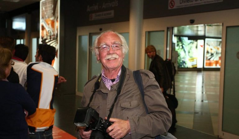 Lutto nel giornalismo siciliano: muore a 83 anni il fotoreporter Gigi Petyx