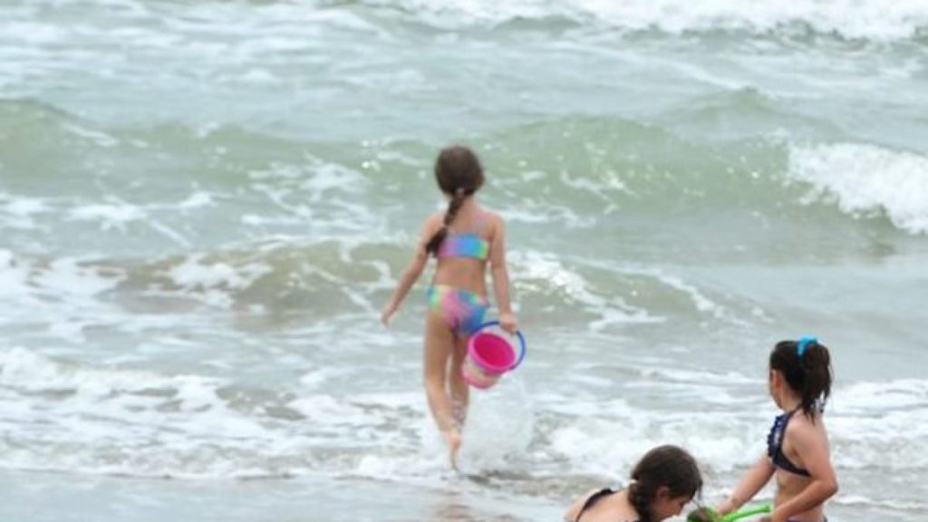 spiaggia mare BIMBA