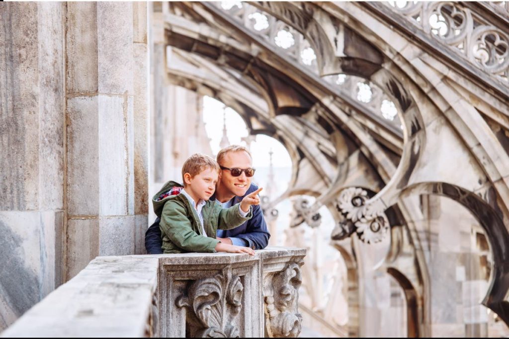 turismo citta arte turisti milano duomo
