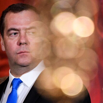 Dmitri Medvedev a europei: alle urne punite vostri governi idioti