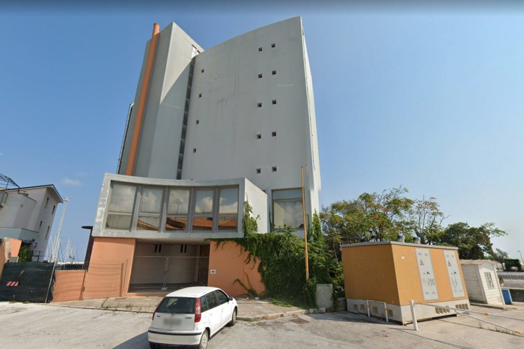 hotel la vela senigallia