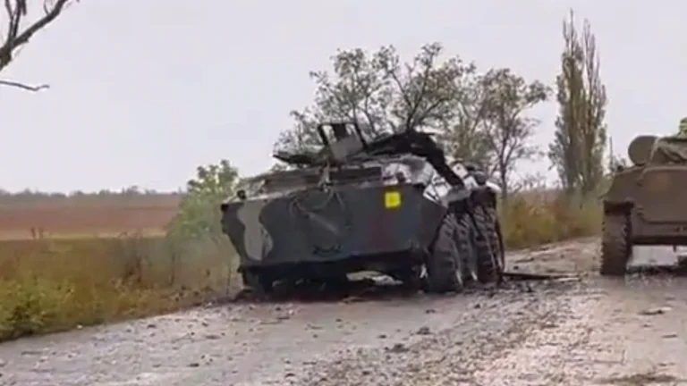 1664982979231 Tappo video carri armati abbandonati a Kherson