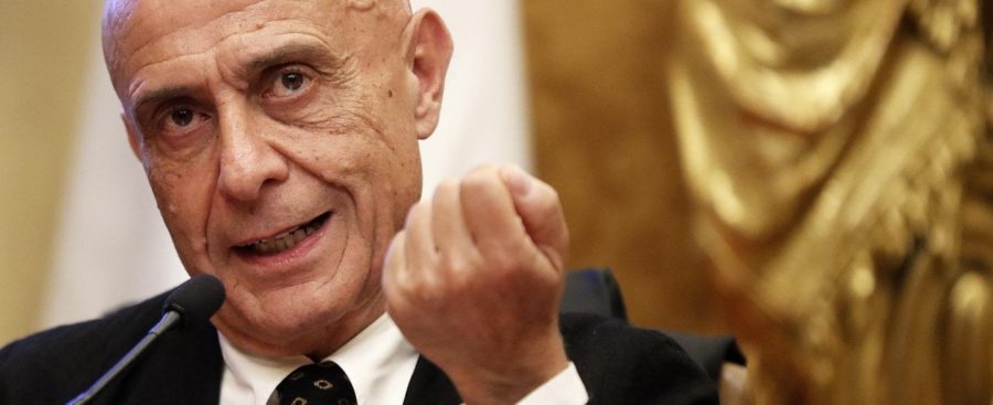 Marco Minniti a Huffpost: "Si vedono i primi bagliori della caduta di Putin" 1 173054605 6c0acee9 fb20 4c79 8bd8 4233a30565ba
