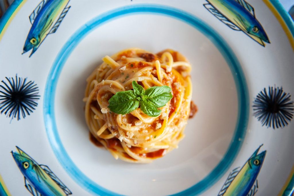 Spaghetti alla chitarra ai ricci di mare
