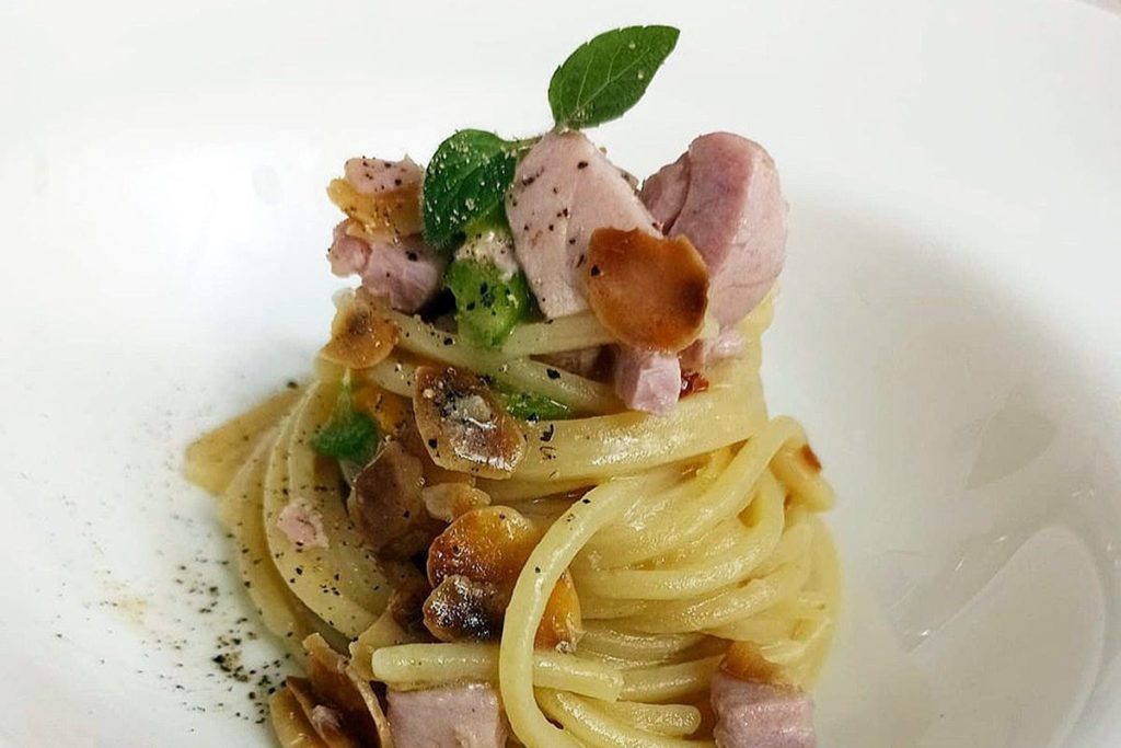 Spaghetto quadrato al tonno rosso e tartare al tonno rosso
