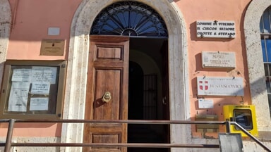 palazzo ex circoscrizione grotte santo stefano in piazza dell unita