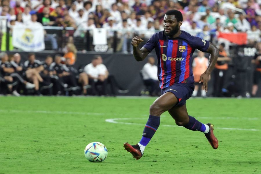 Kessié sul passato al Milan: "Qui al Barcellona è tutto diverso" 1 real madrid v barcelona preseason friendly 1200x800