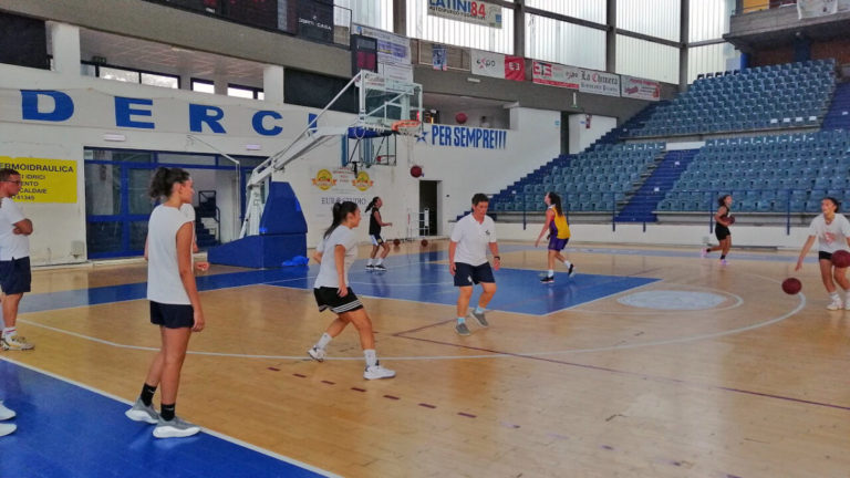 sport basket femminile viterbo domus mulieris allenamento