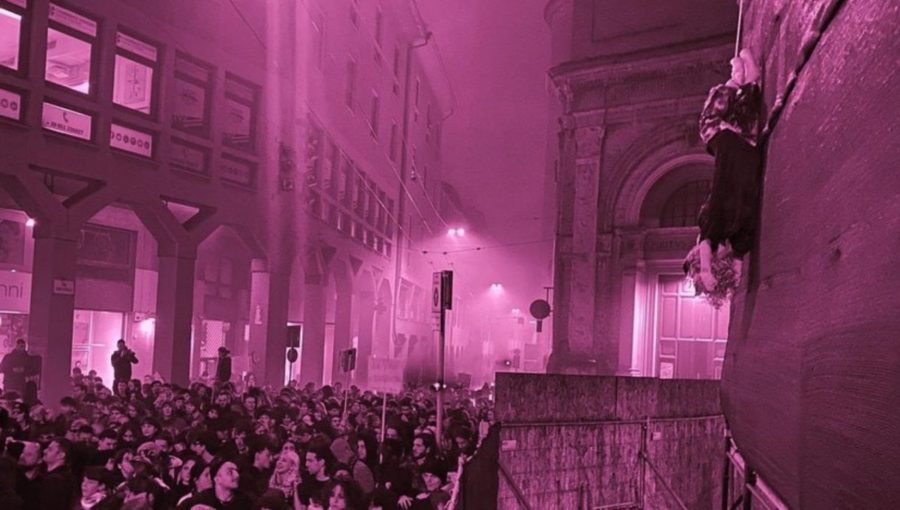 Bologna, collettivi in corteo contro il Governo: "Il manichino di Giorgia Meloni appeso a testa in giù" 1 202305199 84b490a5 4787 4bde a695 284257ac0ade