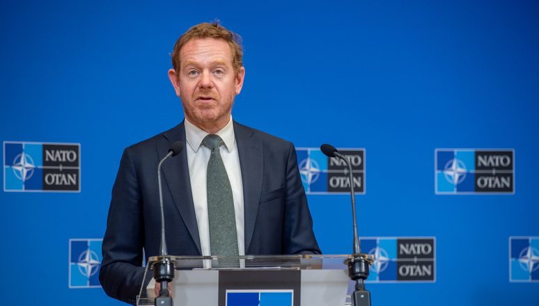 Così aiutiamo l’Ucraina anche nel cyberspazio. Parla van Weel (Nato) 1 David van Weel