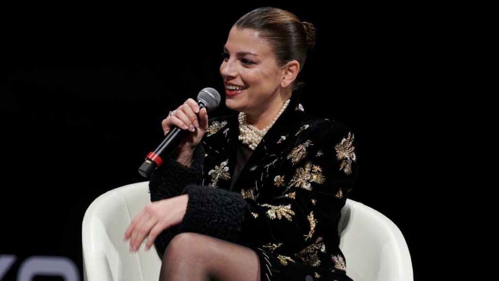 EMMA MARRONE 4201