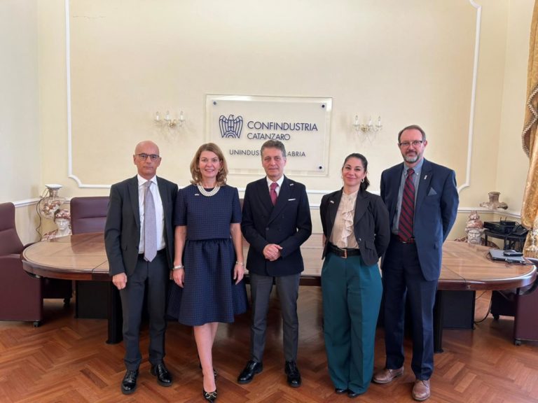 Foto Incontro Console Stati Uniti