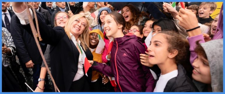 Meloni nel giorno dedicato a bambini e ragazzi: diritti e esigenze loro sono nel cuore e al centro del governo 1 Giorgia Meloni 2