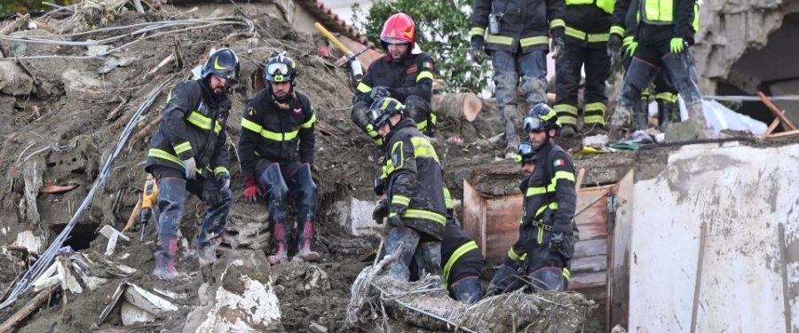 Ischia, l’ottava vittima è Michele Monti, 15 anni. Polemica sull’allarme inascoltato di quattro giorni prima 1 Ischia ottava vittima