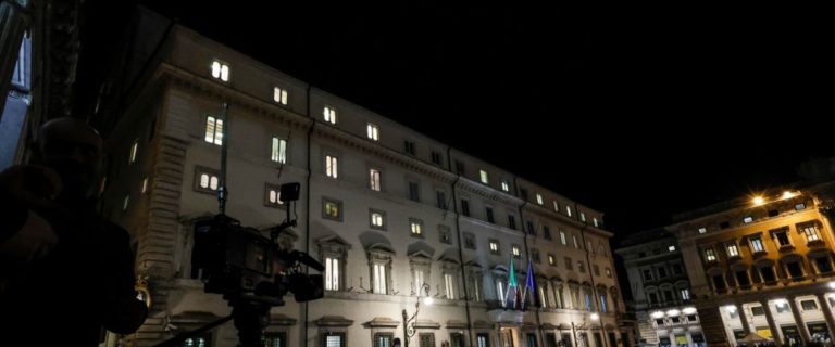 Manovra, arriva una nuova bozza. Per il sisma a Ischia 2017 fondi e proroga del commissario 1 Palazzo Chigi Ansa 5