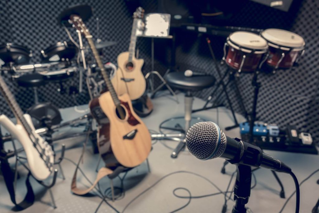 SH sala prove musica