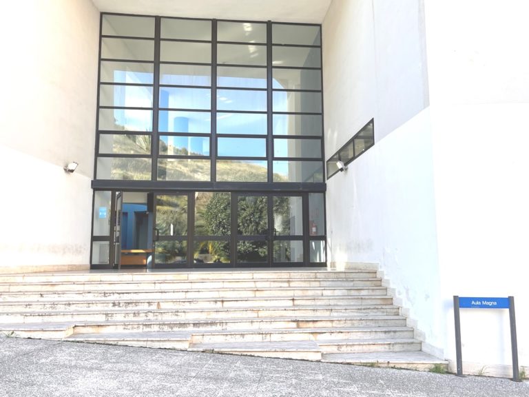 UniRC Ingresso Aula Magna Italo Falcomata Plesso Ingegneria