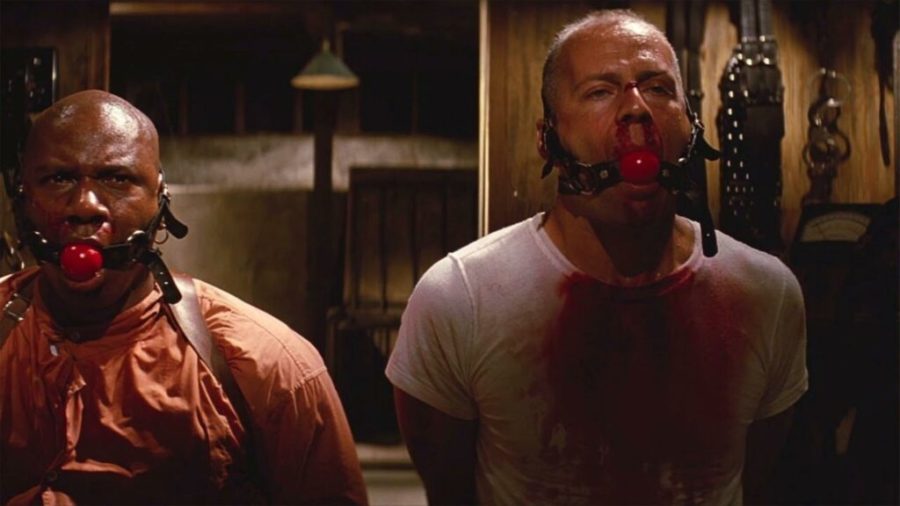 Pulp Fiction: Tarantino racconta di come Bruce Willis accettò il ruolo di Butch Coolidge 1 bruce willis parodie pulp fiction come trascorrere mitchell 1024x576 1