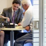 Poste Italiane ricerca laureati da formare come consulenti finanziari