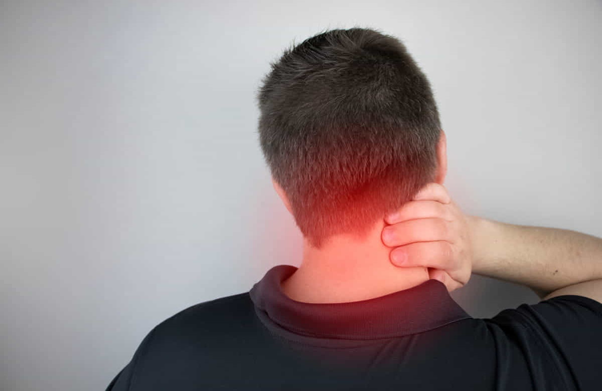Scarso esercizio fisico e posture errate: cosa possono causare?