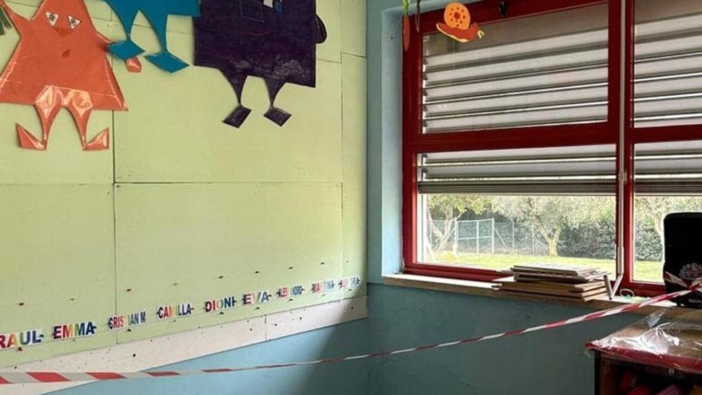 montalto di castro infiltrazioni alla scuola dell infanzia di pescia romana 3