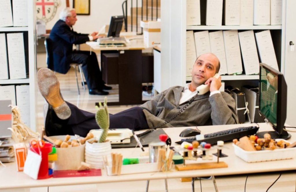 quo vado trama cast streaming film checco zalone canale 5
