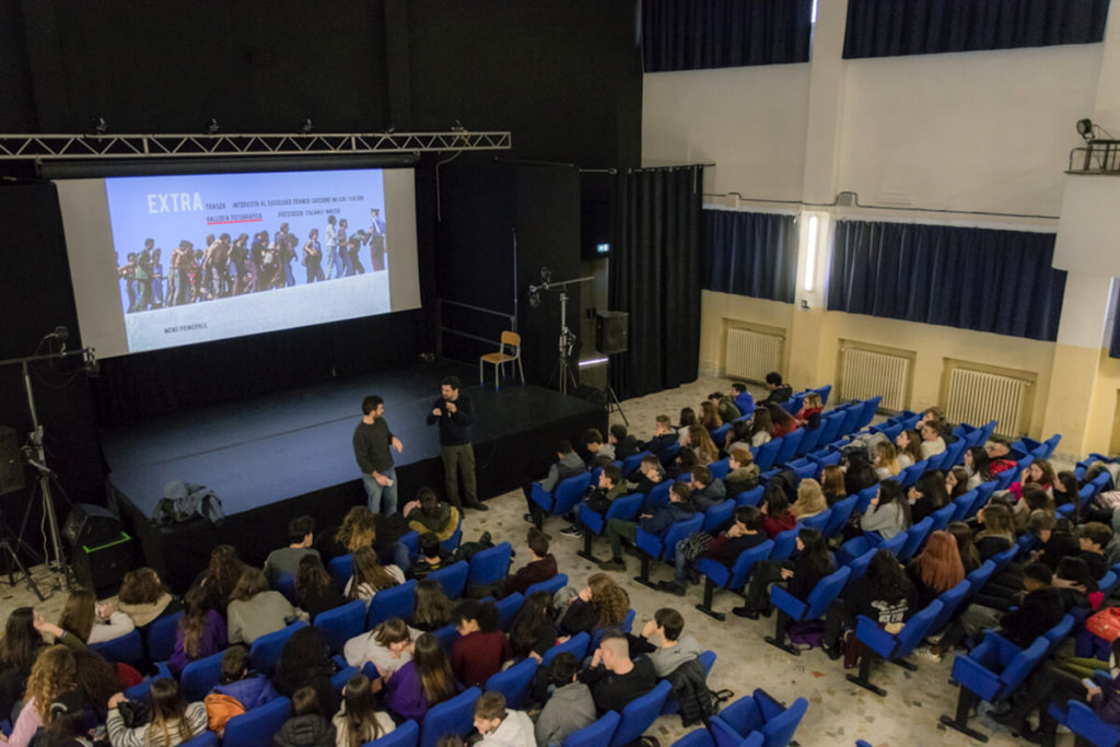 ragazzi al cinema1
