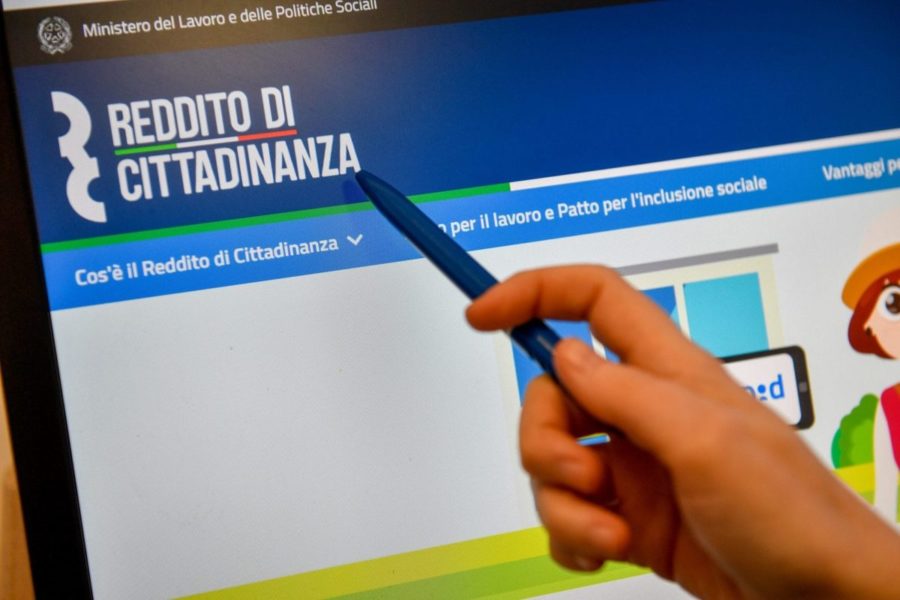 Reddito di cittadinanza, Occhiuto: “L’errore va riparato con una soluzione” 1 reddito di cittadinanza 12