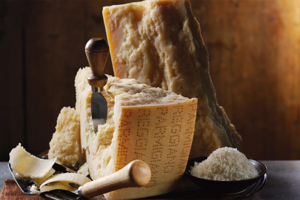 tagliere formaggi parmigiano reggiano dop