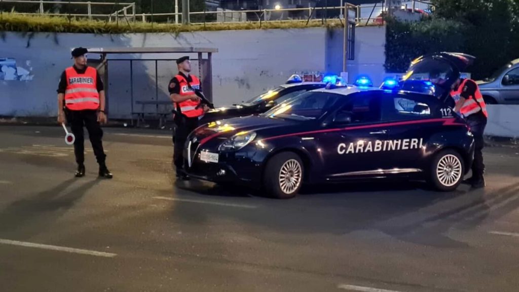 viterbo controlli dei carabinieri notte