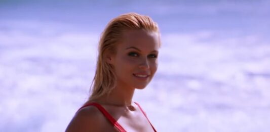 Pamela Anderson Baywatch Sologossip 533x261 1