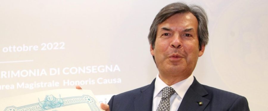 Messina guida la classifica Top Manager Reputation. Sul podio Descalzi e Starace: la graduatoria