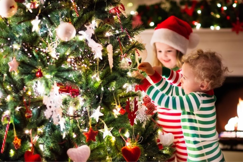 albero di natale incendio