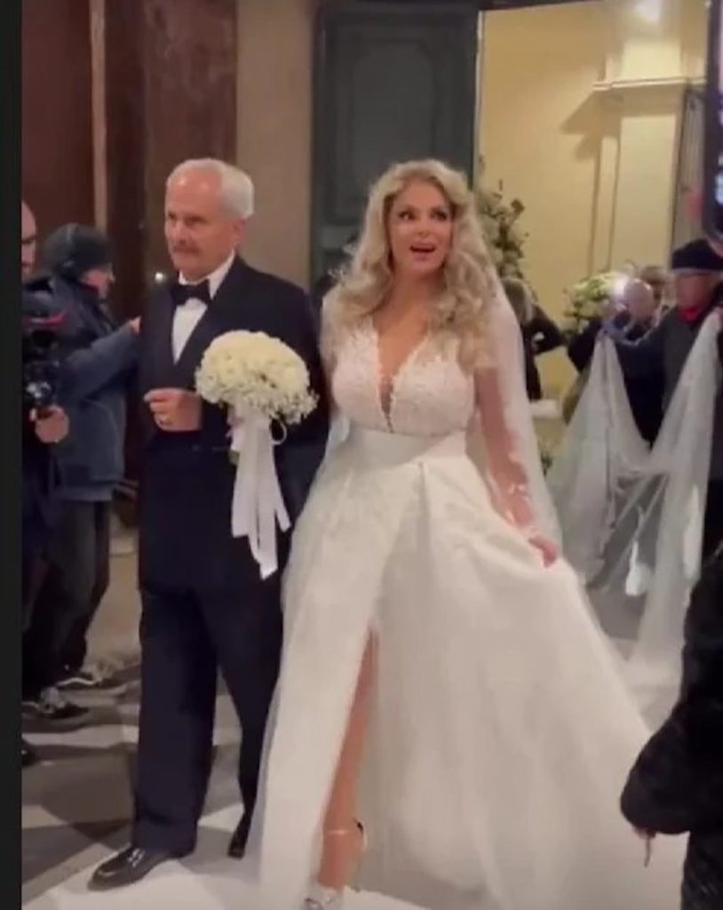 carmen russo al matrimonio di francesca cipriani2 2