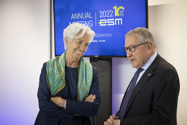 christine lagarde klaus regling