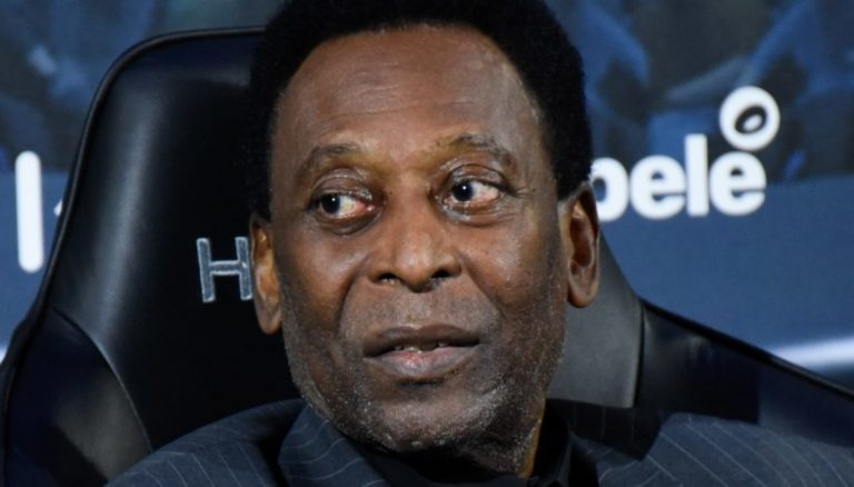 pele ricoverato ospedale messaggio instagram