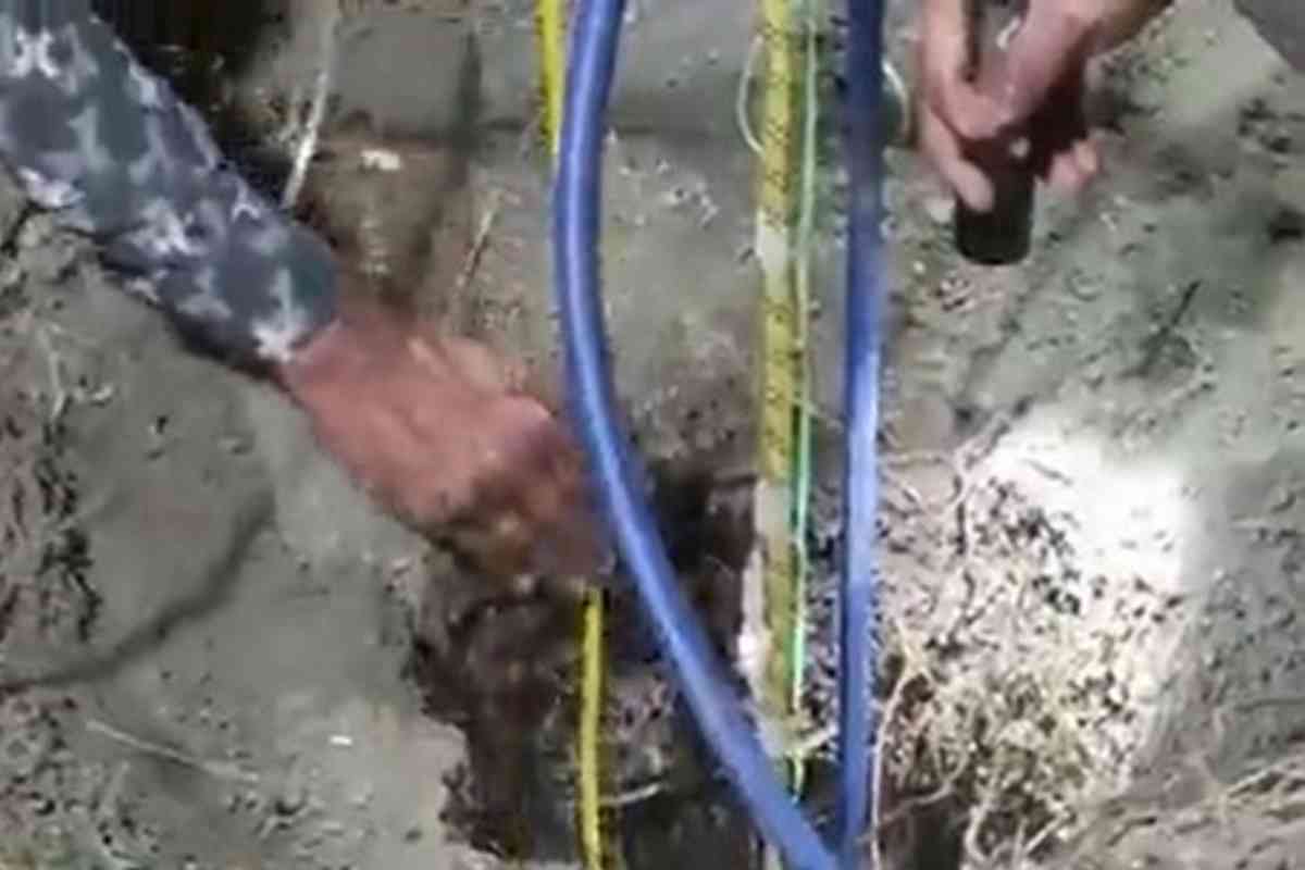 Morto il bambino che come Alfredino è caduto in un pozzo in India 1 pozzo