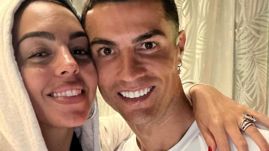 Georgina Rodriguez, in Qatar con Cristiano Ronaldo: tra spiagge, musei e una sceicca