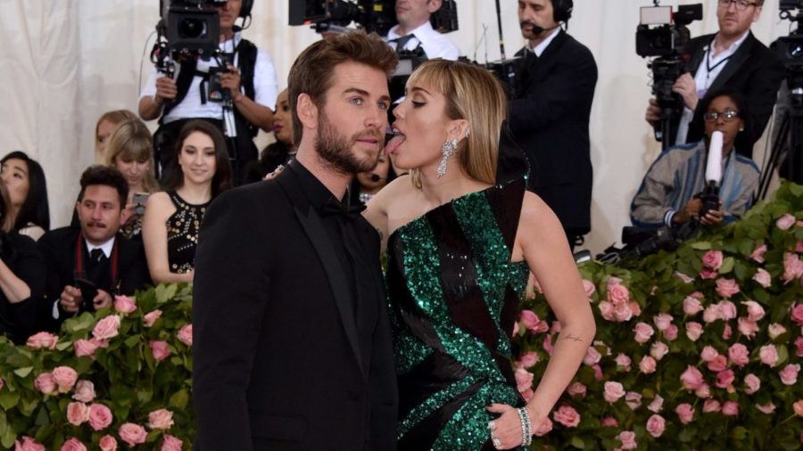 Miley Cyrus: il nuovo singolo uscirà il giorno del compleanno dell’ex Liam Hemsworth. Frecciatina? 1 GettyImages 1147426800