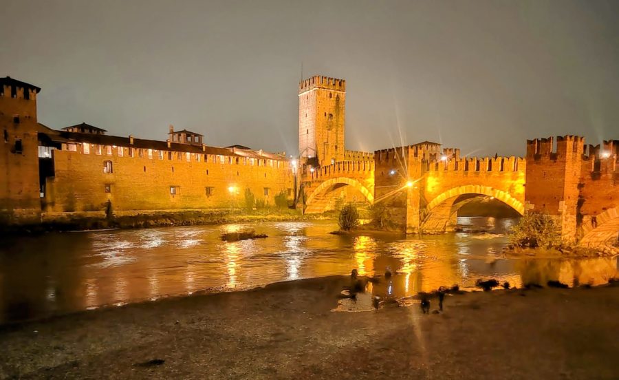 Verona:Il Ponte degli Scaligeri, uno dei luoghi più affascinanti ed evocativi della città